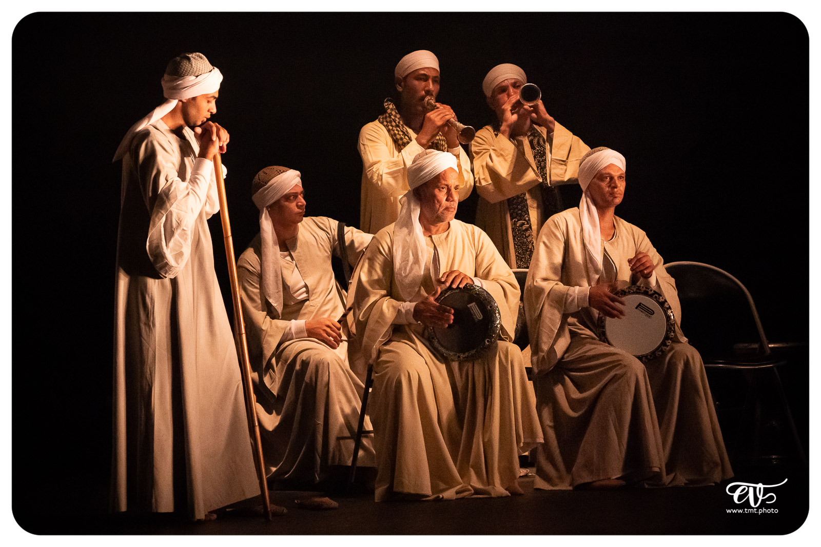 DANS LE CERCLE DES HOMMES DU NIL - CENTRE MEDHAT FAWZY DE MALLAW